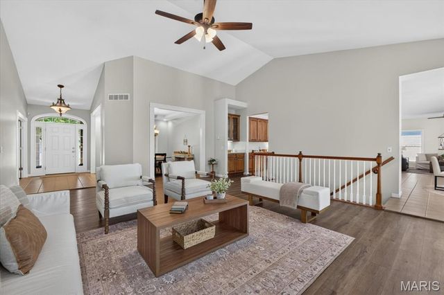 412 Marine Terrace, Lake St Louis, MO 63367