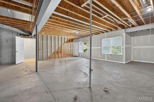 412 Marine Terrace, Lake St Louis, MO 63367