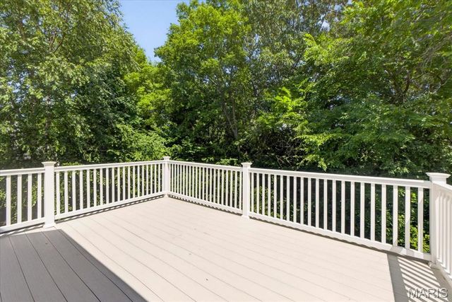 412 Marine Terrace, Lake St Louis, MO 63367