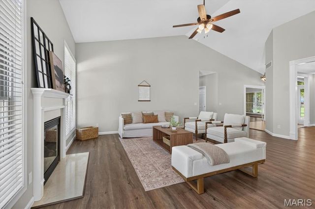 412 Marine Terrace, Lake St Louis, MO 63367