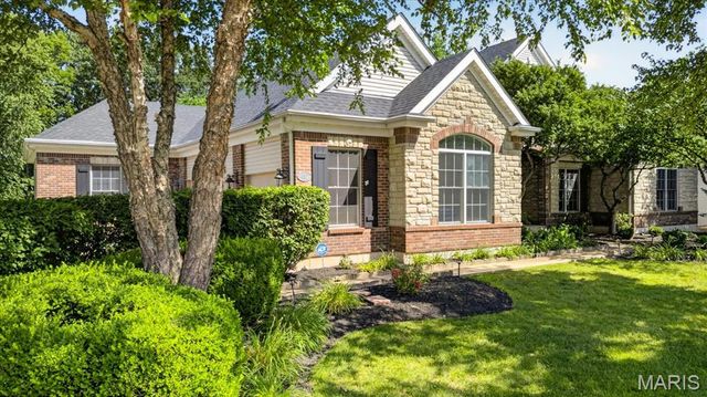 412 Marine Terrace, Lake St Louis, MO 63367