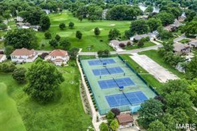 412 Marine Terrace, Lake St Louis, MO 63367