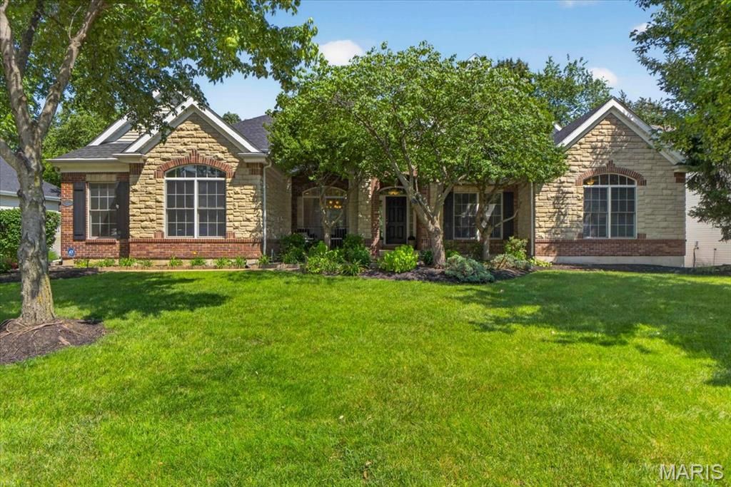 412 Marine Terrace, Lake St Louis, MO 63367