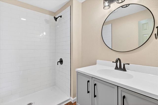 1036 E Morningside Street, Springfield, MO 65807