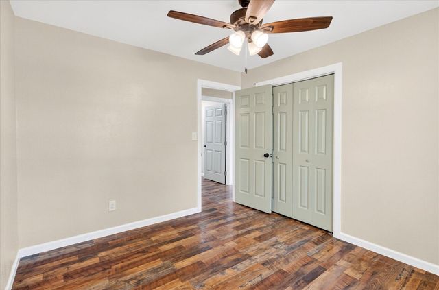 1036 E Morningside Street, Springfield, MO 65807