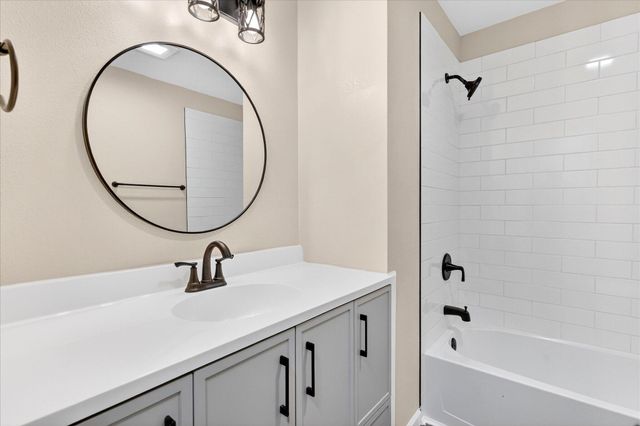 1036 E Morningside Street, Springfield, MO 65807