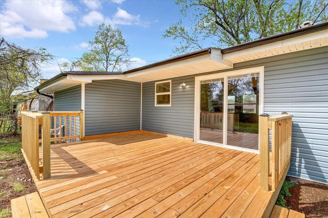 1036 E Morningside Street, Springfield, MO 65807