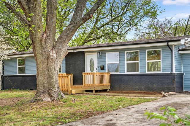 1036 E Morningside Street, Springfield, MO 65807
