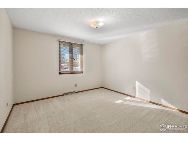 1327 Audubon Pl, Loveland, CO 80538