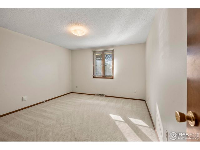 1327 Audubon Pl, Loveland, CO 80538