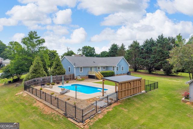 331 Highland Ridge Drive, Hartwell, GA 30643