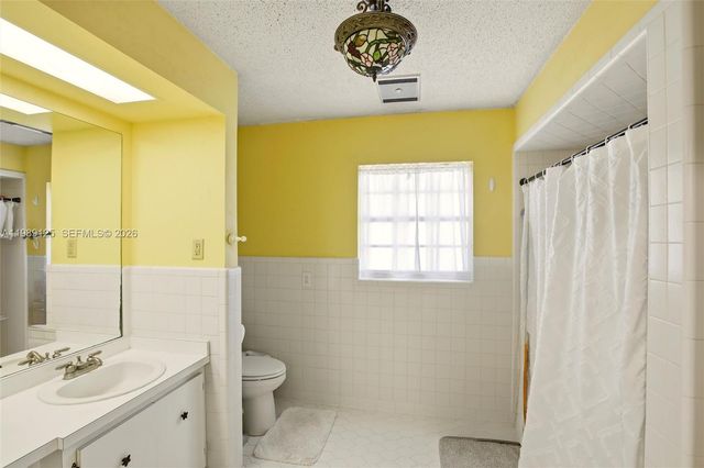 3903 Edison Avenue, Bowling Green, FL 33834