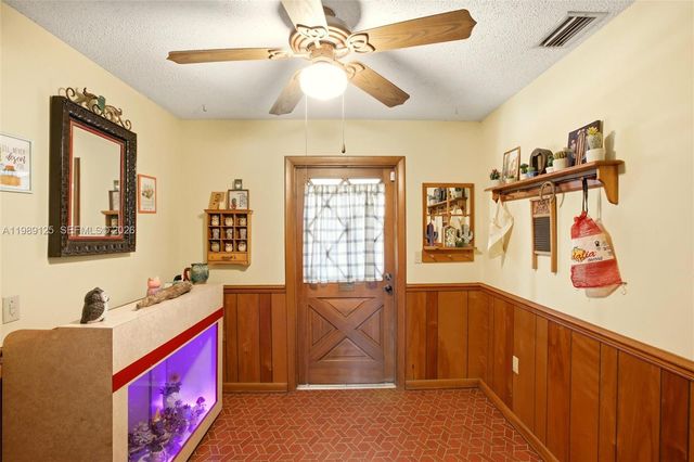 3903 Edison Avenue, Bowling Green, FL 33834
