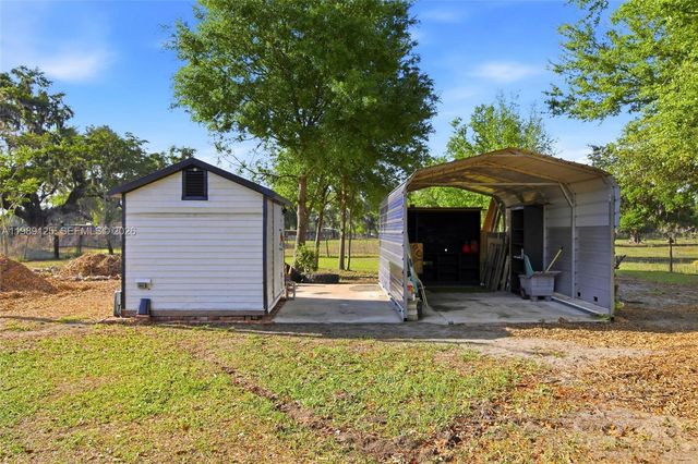 3903 Edison Avenue, Bowling Green, FL 33834