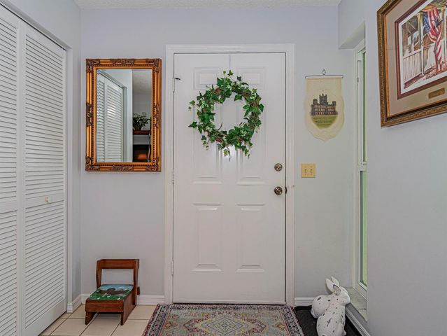 870 Lake Orchid Circle 204, Vero Beach, FL 32962