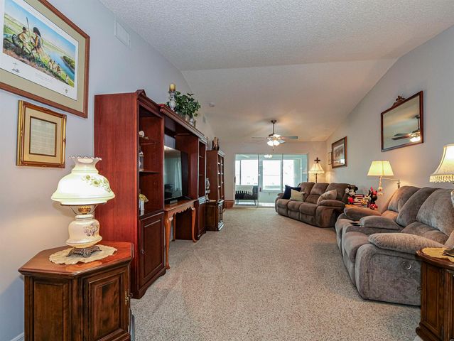 870 Lake Orchid Circle 204, Vero Beach, FL 32962