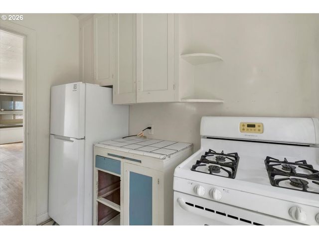 4526 N MARYLAND Ave, Portland, OR 97217