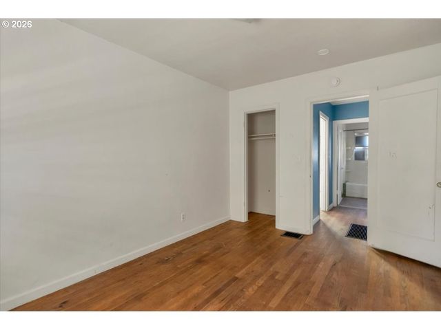 4526 N MARYLAND Ave, Portland, OR 97217
