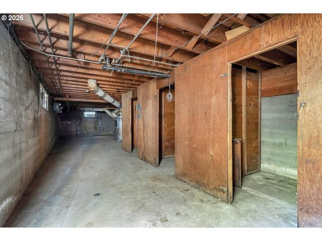 4526 N MARYLAND Ave, Portland, OR 97217