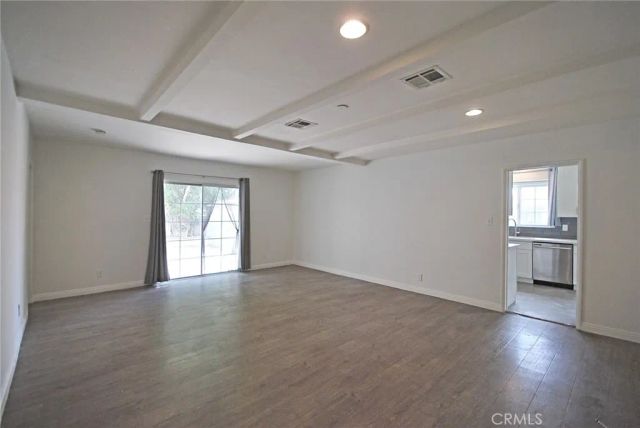 10622 Zelzah, Granada Hills, CA 91344