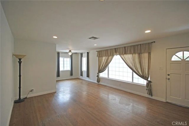 10622 Zelzah, Granada Hills, CA 91344