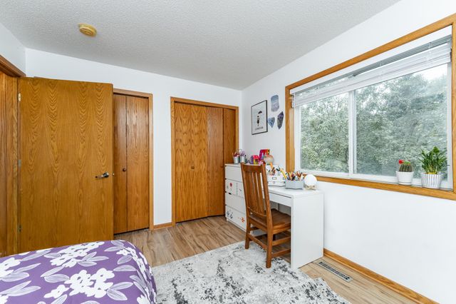 2809 Northern Valley Drive NE, Rochester, MN 55906