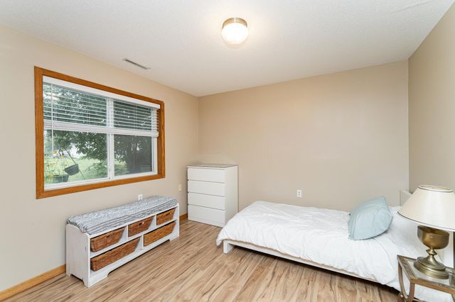 2809 Northern Valley Drive NE, Rochester, MN 55906