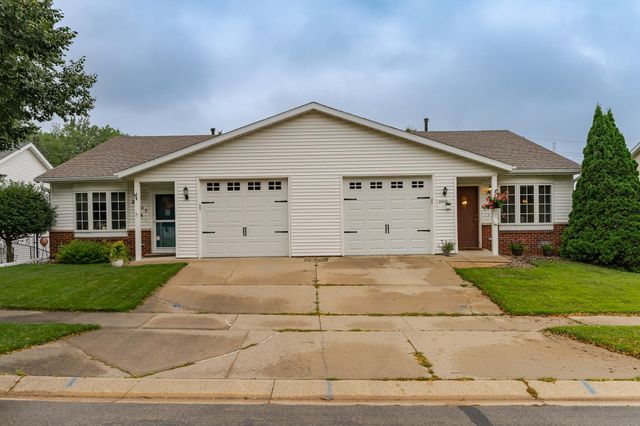 2809 Northern Valley Drive NE, Rochester, MN 55906