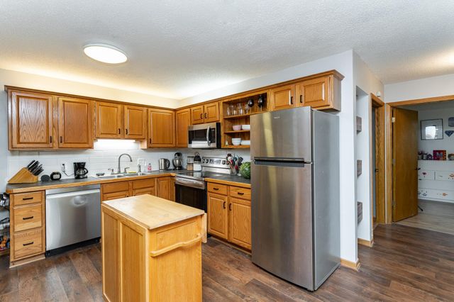 2809 Northern Valley Drive NE, Rochester, MN 55906