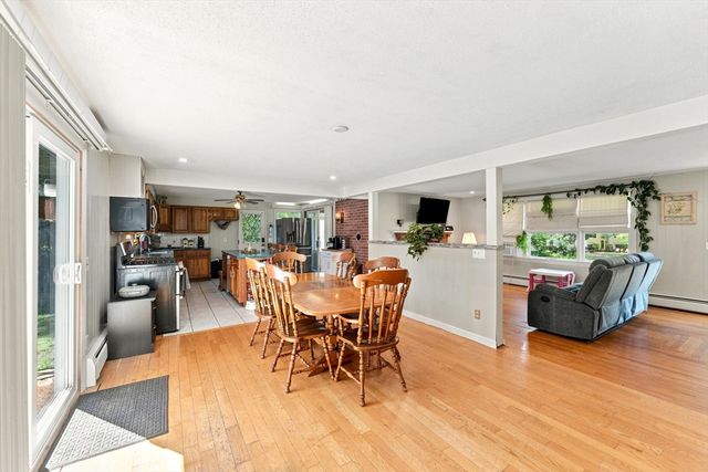 109 Providence St, Uxbridge, MA 01569