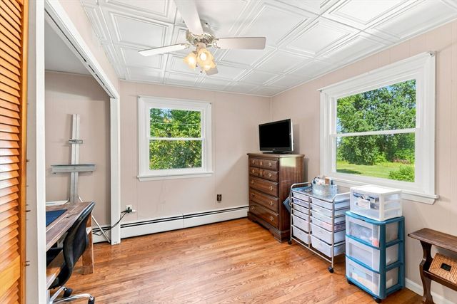 109 Providence St, Uxbridge, MA 01569