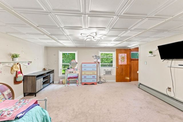 109 Providence St, Uxbridge, MA 01569