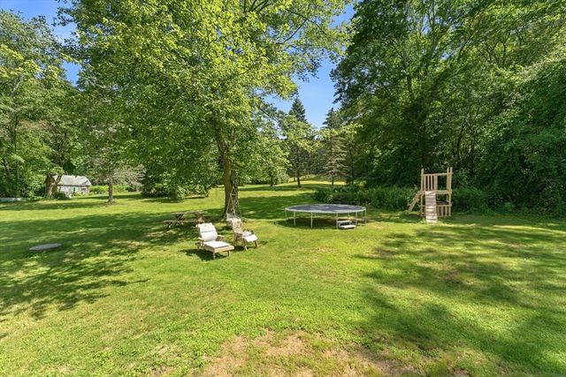 109 Providence St, Uxbridge, MA 01569