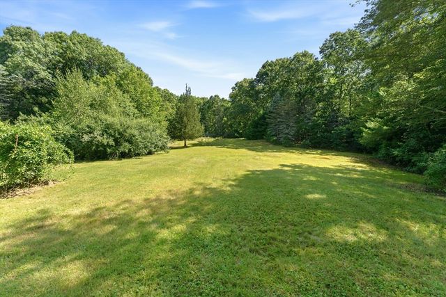 109 Providence St, Uxbridge, MA 01569