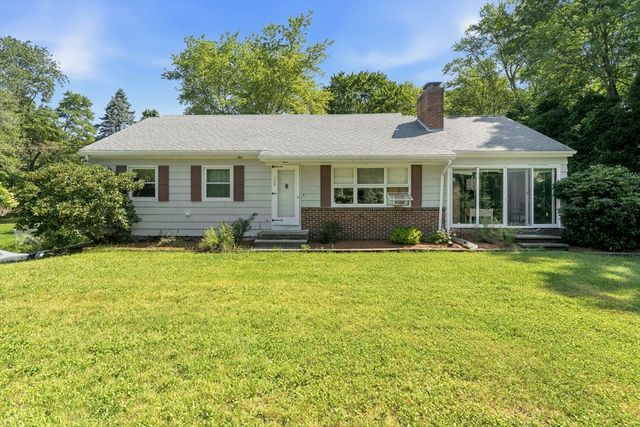 109 Providence St, Uxbridge, MA 01569