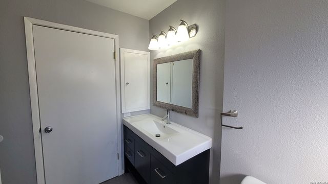 133 Parland Pl Apt 4, San Antonio, TX 78209