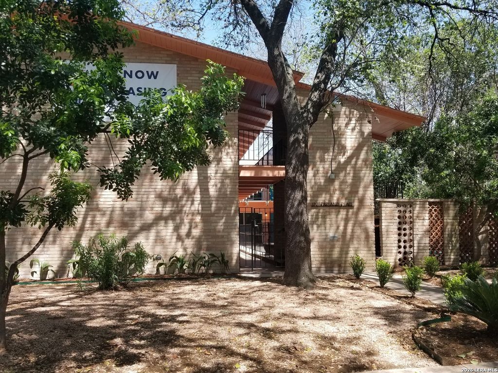 133 Parland Pl Apt 4, San Antonio, TX 78209