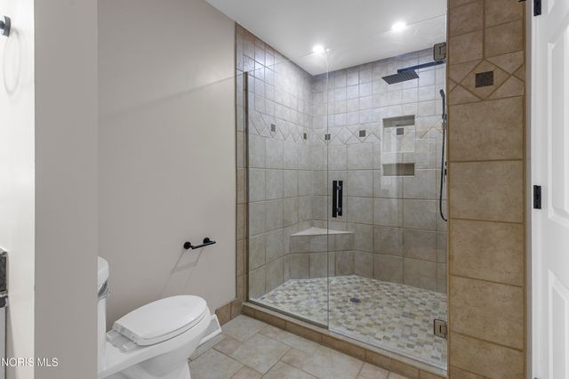 5310 Turnberry Lane, Sylvania, OH 43560