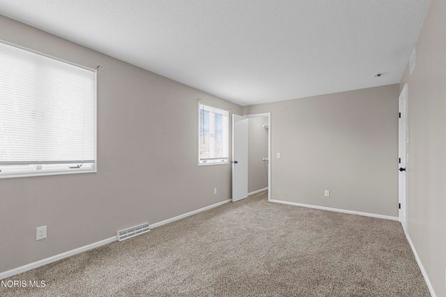 5310 Turnberry Lane, Sylvania, OH 43560