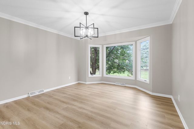 5310 Turnberry Lane, Sylvania, OH 43560