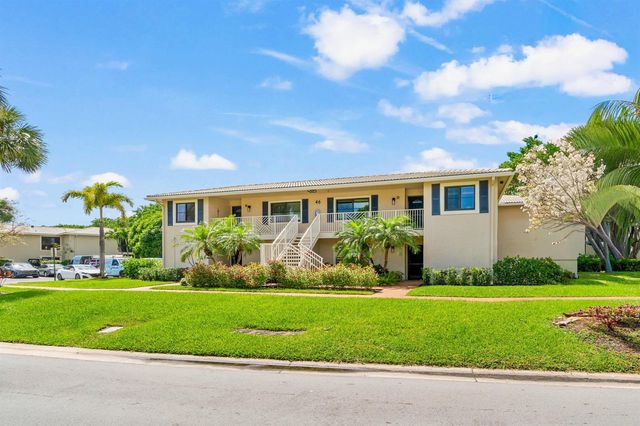 46 Stratford Lane W D, Boynton Beach, FL 33436