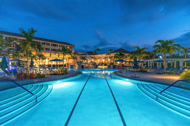46 Stratford Lane W D, Boynton Beach, FL 33436