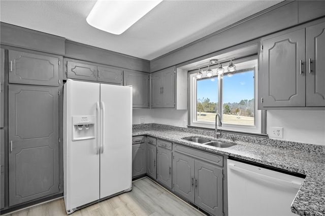 1305 Summers Drive, Pendleton, SC 29670