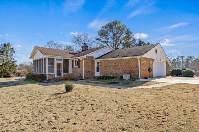 1305 Summers Drive, Pendleton, SC 29670