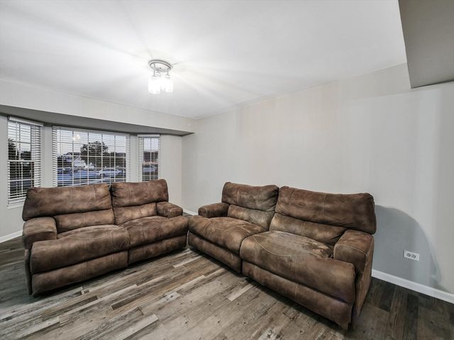 26210 W Bayberry Court, Channahon, IL 60410