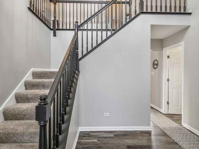 26210 W Bayberry Court, Channahon, IL 60410