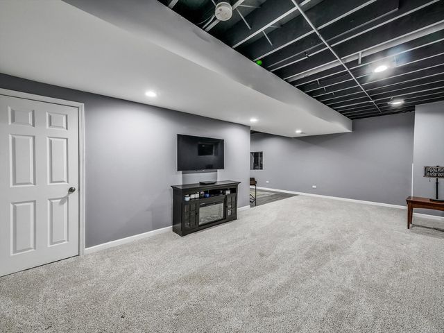 26210 W Bayberry Court, Channahon, IL 60410