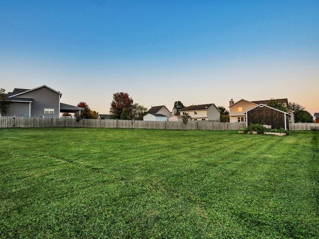 26210 W Bayberry Court, Channahon, IL 60410