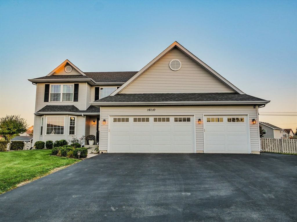 26210 W Bayberry Court, Channahon, IL 60410