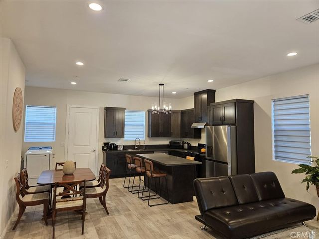 2600 Whispering Pines Drive, Running Springs, CA 92382
